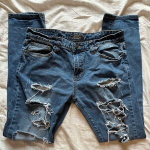 Men’s carbon distressed jeans